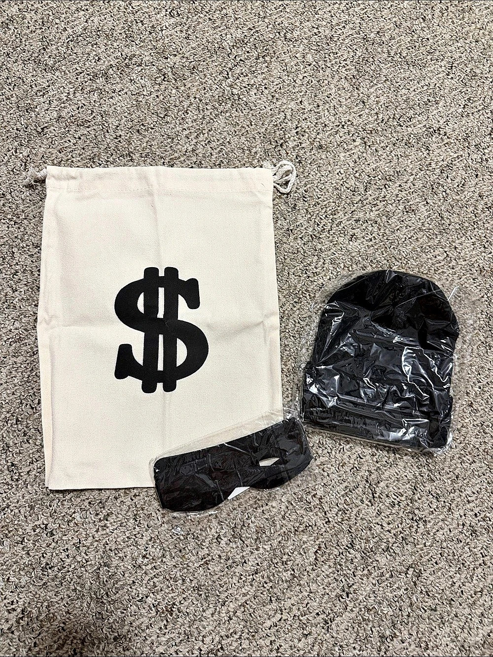Robber costume accessories